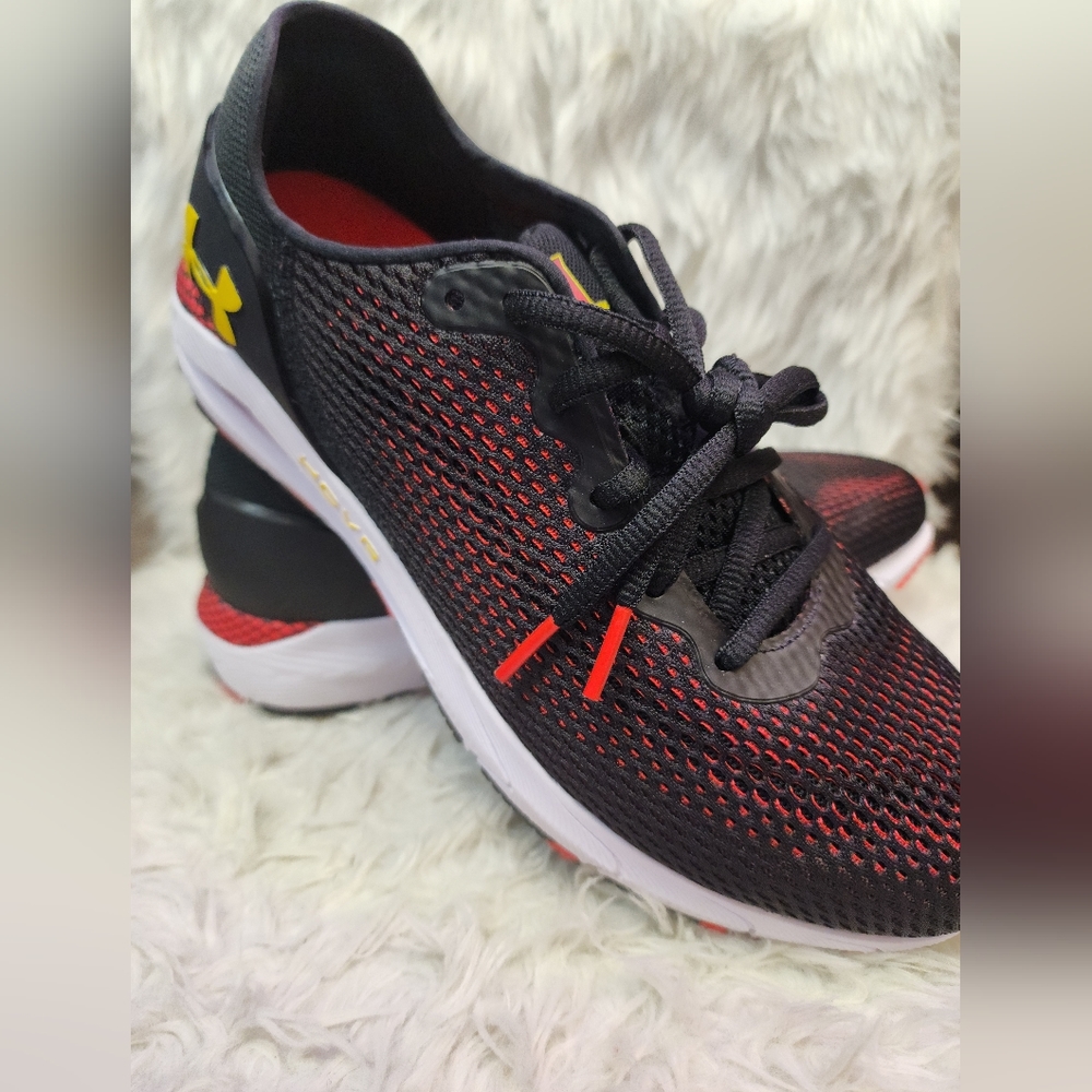 Men's Under Armour Maryland HOVR Sonic 4